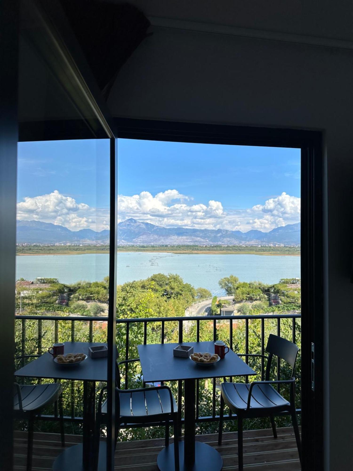 Lake Escape Villa Shiroke Shkoder Ngoại thất bức ảnh